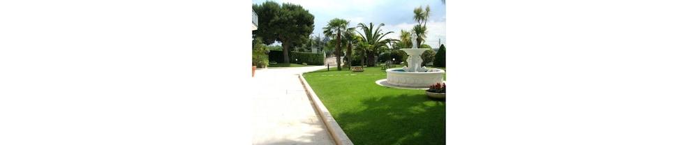 Hotel Lo Smeraldo 4*